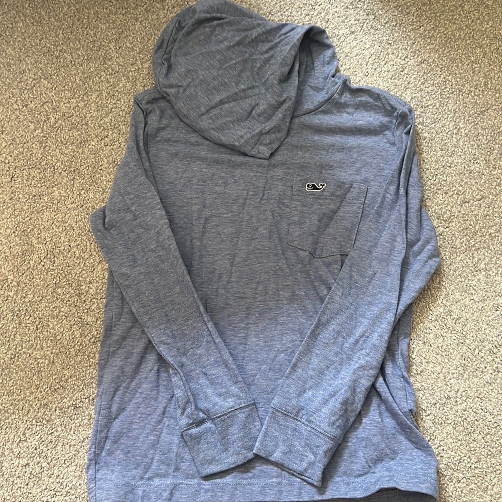 Vineyard Vines long sleeve hooded tee (size 5)